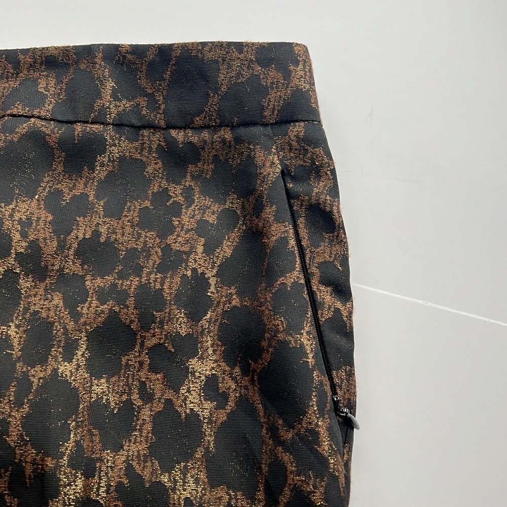 NWT • Chicos Animal print Pant • Size 6 (0.5) - Picture 5 of 10